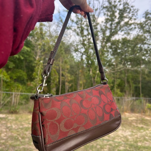 Coach Red and Brown Signature Shoulder Bag - Picture 5 of 8